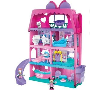 Minnie Mouse Bow-Tel Hotel